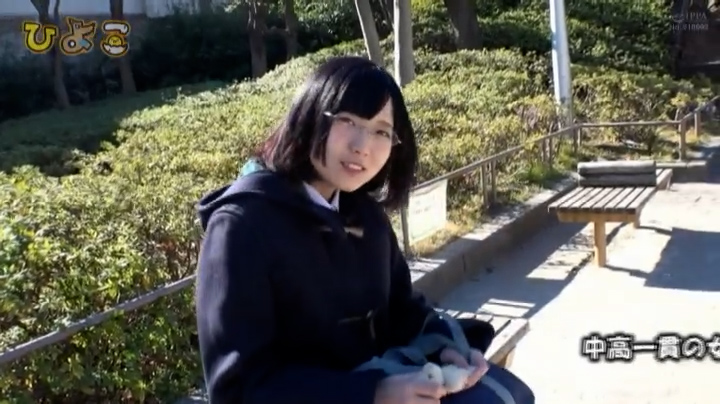 【変態願望】中高一貫の女子校に通うむっつり女子は、びっくりするほどシャイで喉奥好きの超ドM体質。真っ白な身体を中年おじさんにむさぼられ紅潮させ、生まれて初めてのレズ体験、そして男女混合変態3Pへと…｜エロ動画・アダルトビデオ｜FANZA動画 022