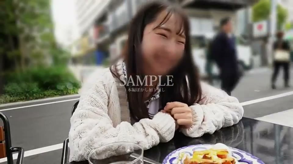 【非合法級のミニマム巨乳が彼氏を捨てて乗りかえSEX】男性経験1人のウブっ子巨乳が恋人と疎遠で先輩と浮気...！罪悪感を感じつつも濃厚愛撫にうっとり///彼氏からのTELにも声押し殺しながら続行→別れる決意も固まり生チン&中出し許可w肉厚たっぷりのパイズリを披露し自ら2回戦おねだり→子宮口いじめる連続ピストンにガチイキ...好き好き溢れラストはパイ射FINISH！【あまちゅあハメREC＃なつランド＃サークルの後輩】 009
