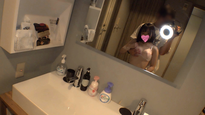【素人個撮】小柄なミニマム美少女とハメ撮り_顔だけでシコれるレベルのセフレとのVlog流出 005